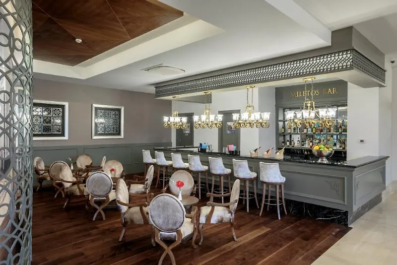 Sunis Efes Royal Palace Resort & Spa Оздере Отель
